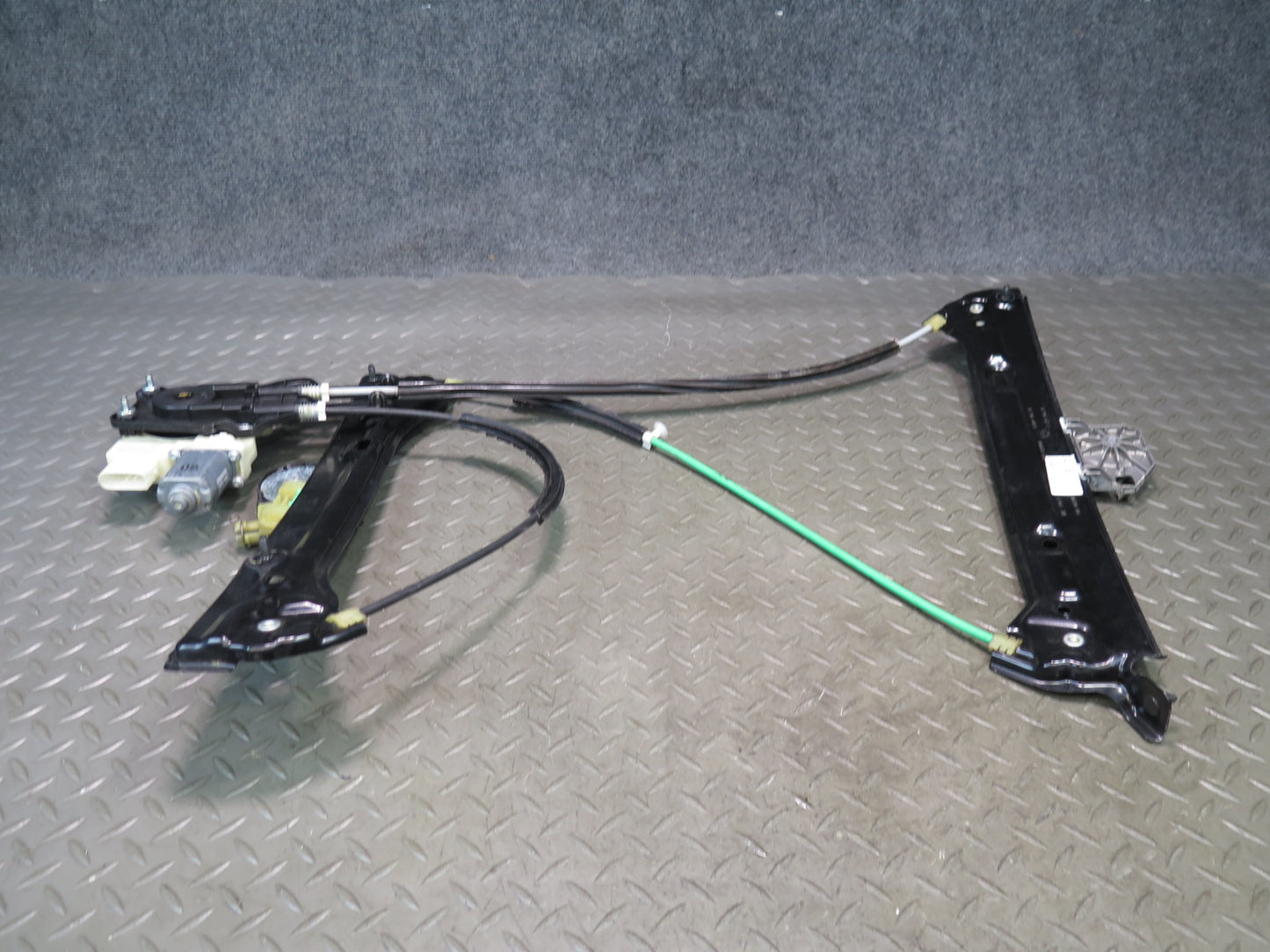 14-19 Mini Cooper F56 F57 Right Door Window Regulator W/motor 7296444 OEM