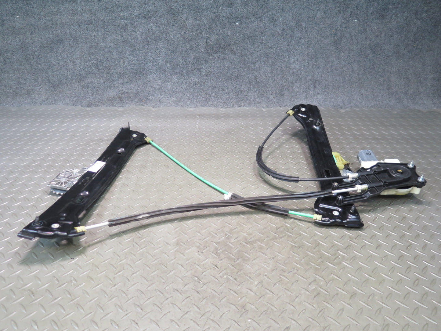 14-19 Mini Cooper F56 F57 Right Door Window Regulator W/motor 7296444 OEM