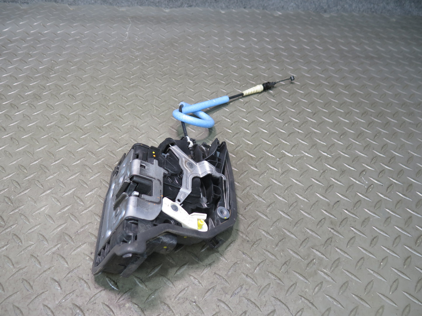 14-19 Mini Cooper F54 F55 F56 F57 Front Right Door Lock Latch Actuator OEM