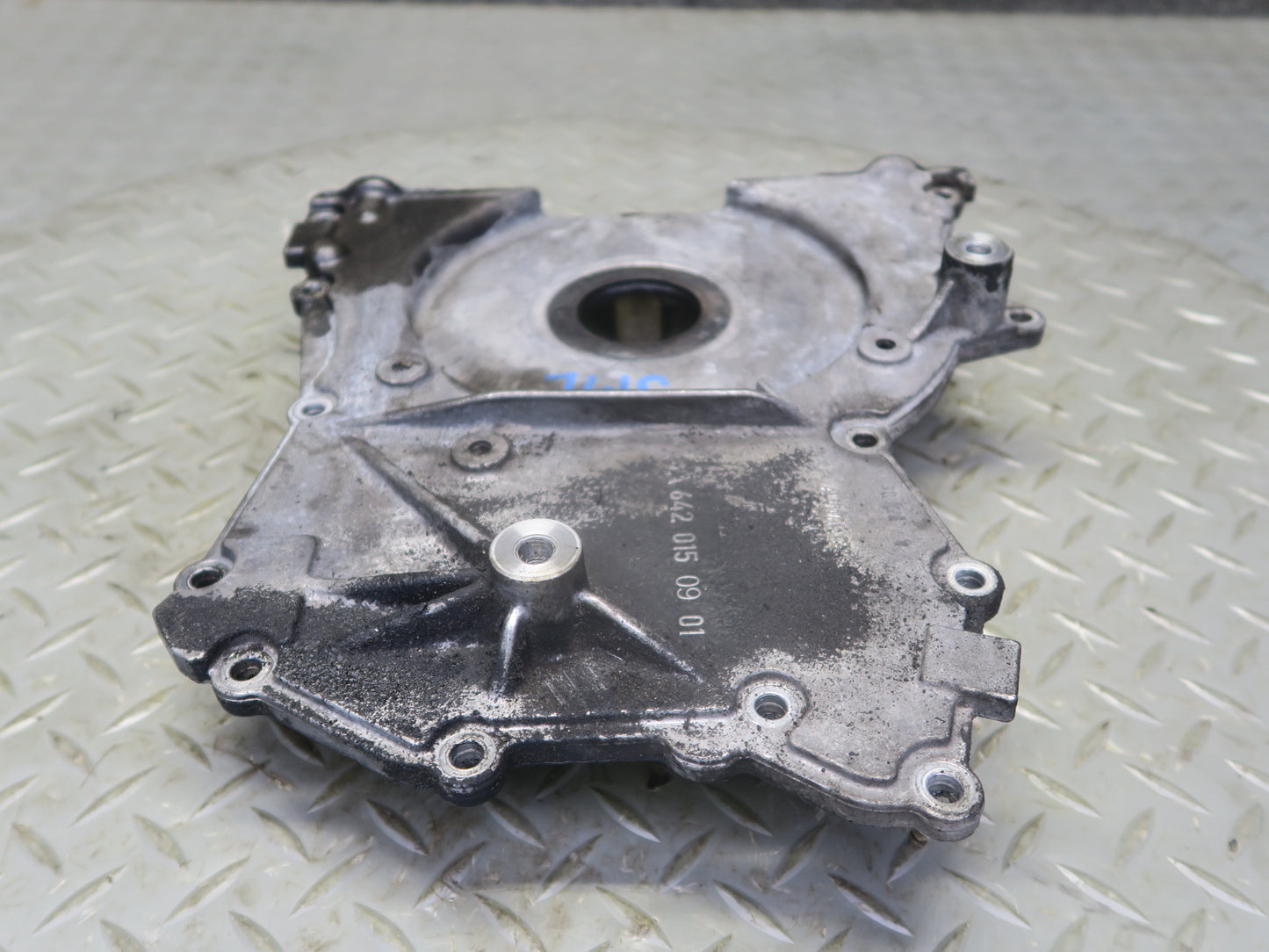 10-11 Mercedes W164 ML350 OM642 Diesel Bluetec Engine Timing Chain Cover OEM