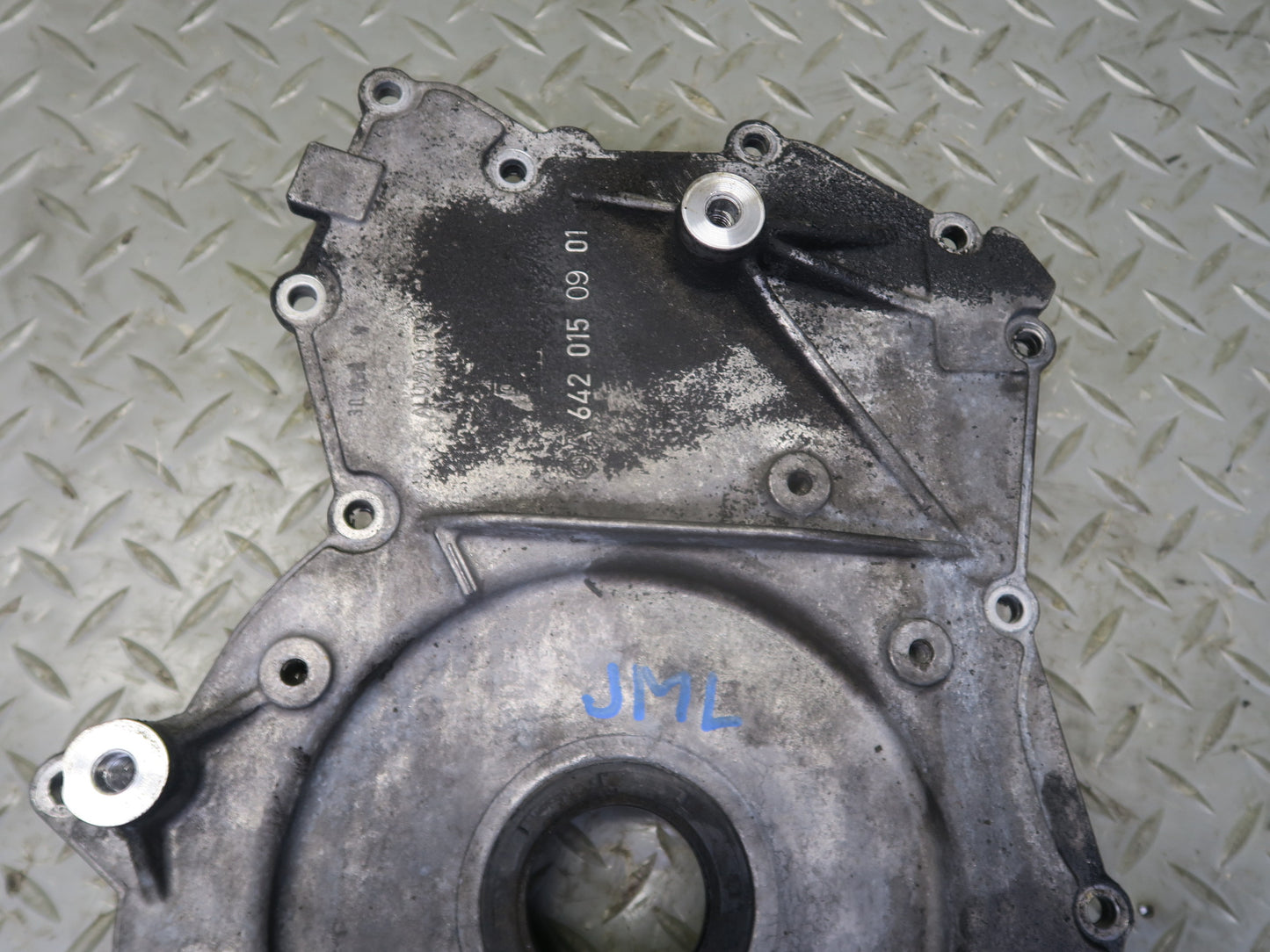 10-11 Mercedes W164 ML350 OM642 Diesel Bluetec Engine Timing Chain Cover OEM
