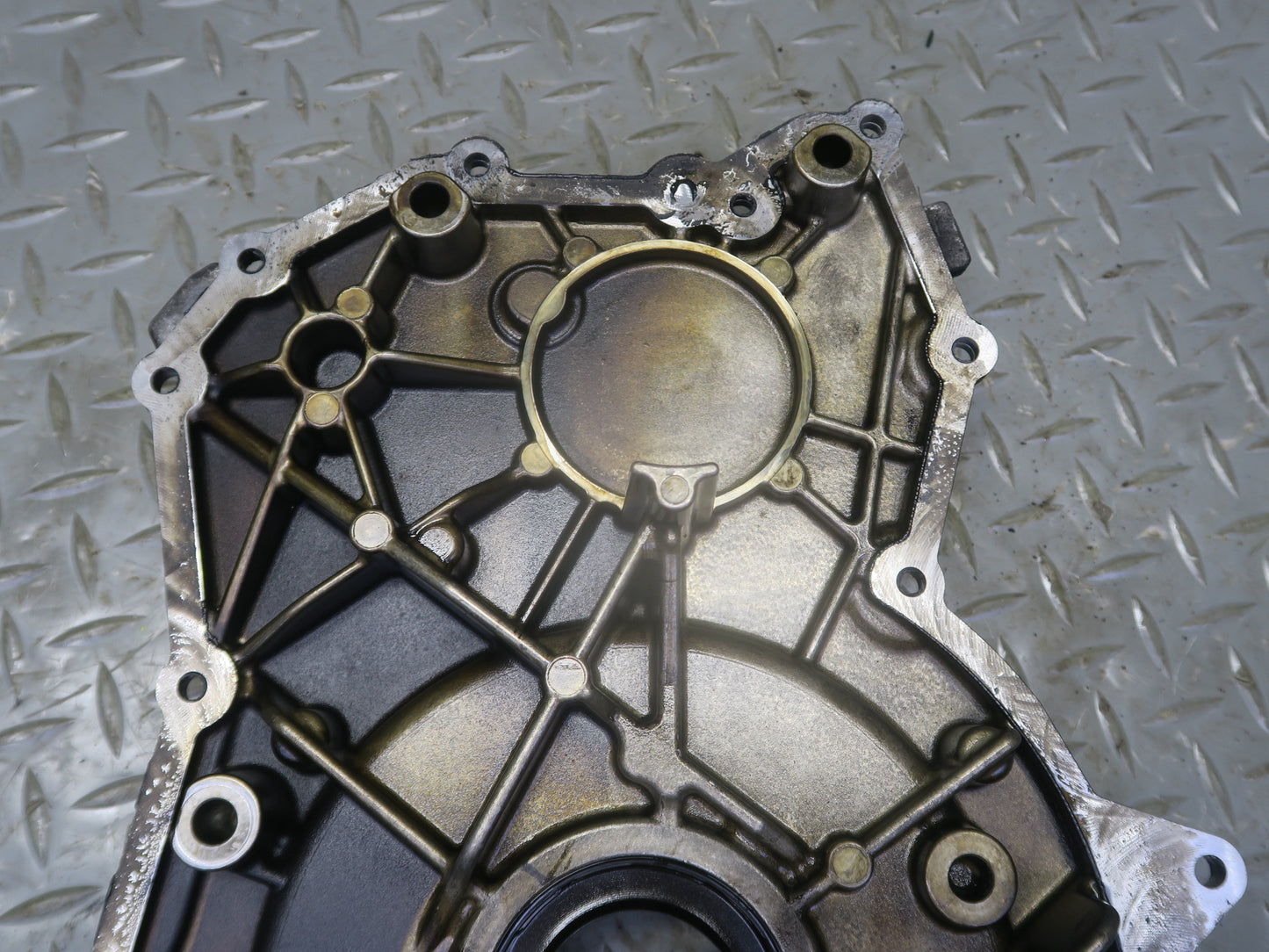 10-11 Mercedes W164 ML350 OM642 Diesel Bluetec Engine Timing Chain Cover OEM