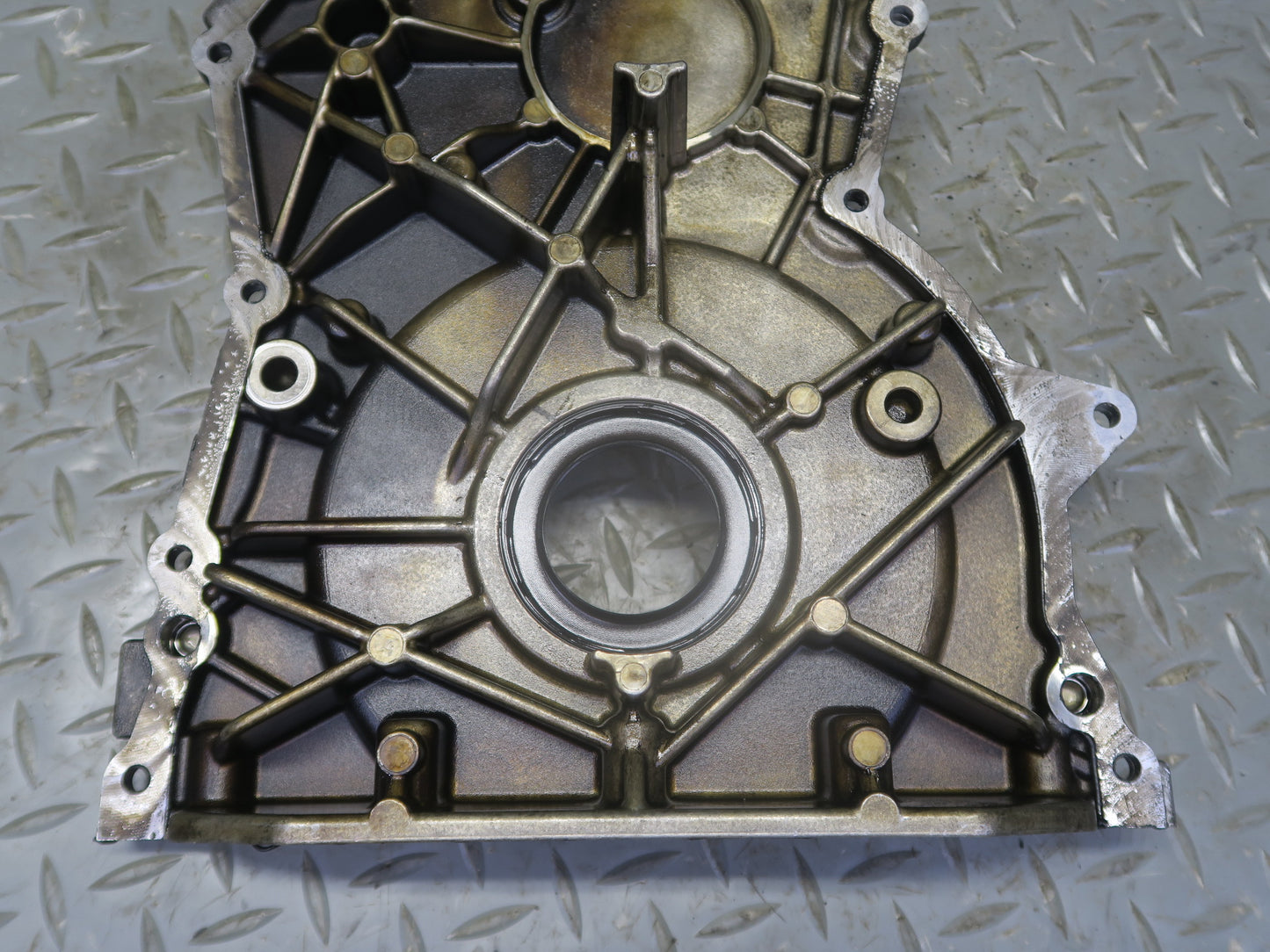 10-11 Mercedes W164 ML350 OM642 Diesel Bluetec Engine Timing Chain Cover OEM