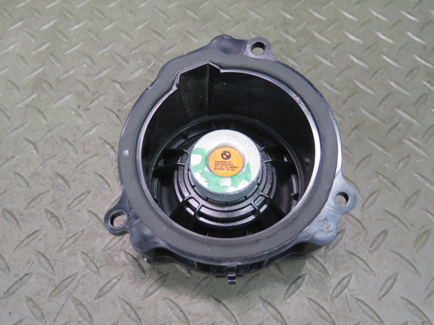 16-24 Mini F54 F55 F56 F57 Set of 2 Harman Kardon MID Range Audio Speaker OEM