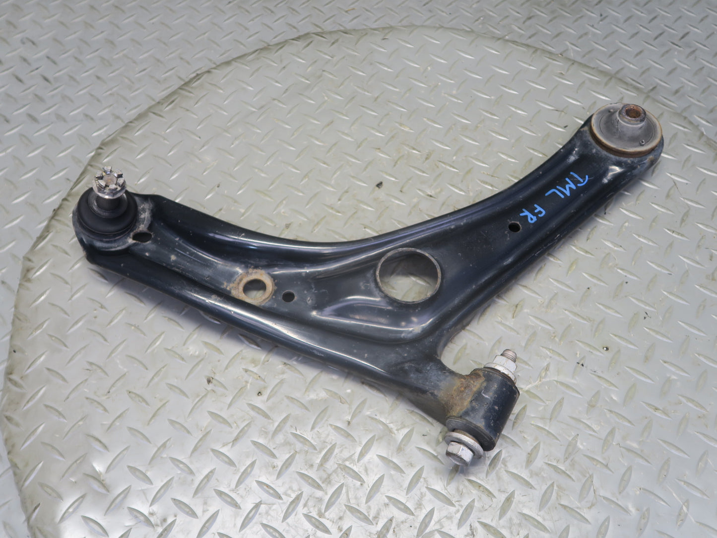 00-05 Toyota MR2 Spyder ZZW30L Front Right Suspension Lower Control Arm OEM