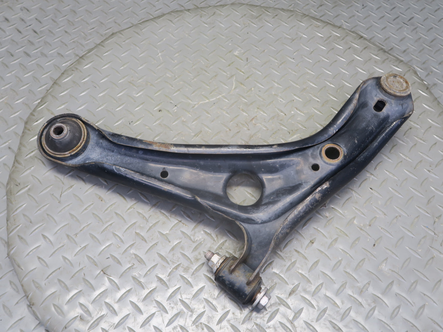 00-05 Toyota MR2 Spyder ZZW30L Front Right Suspension Lower Control Arm OEM
