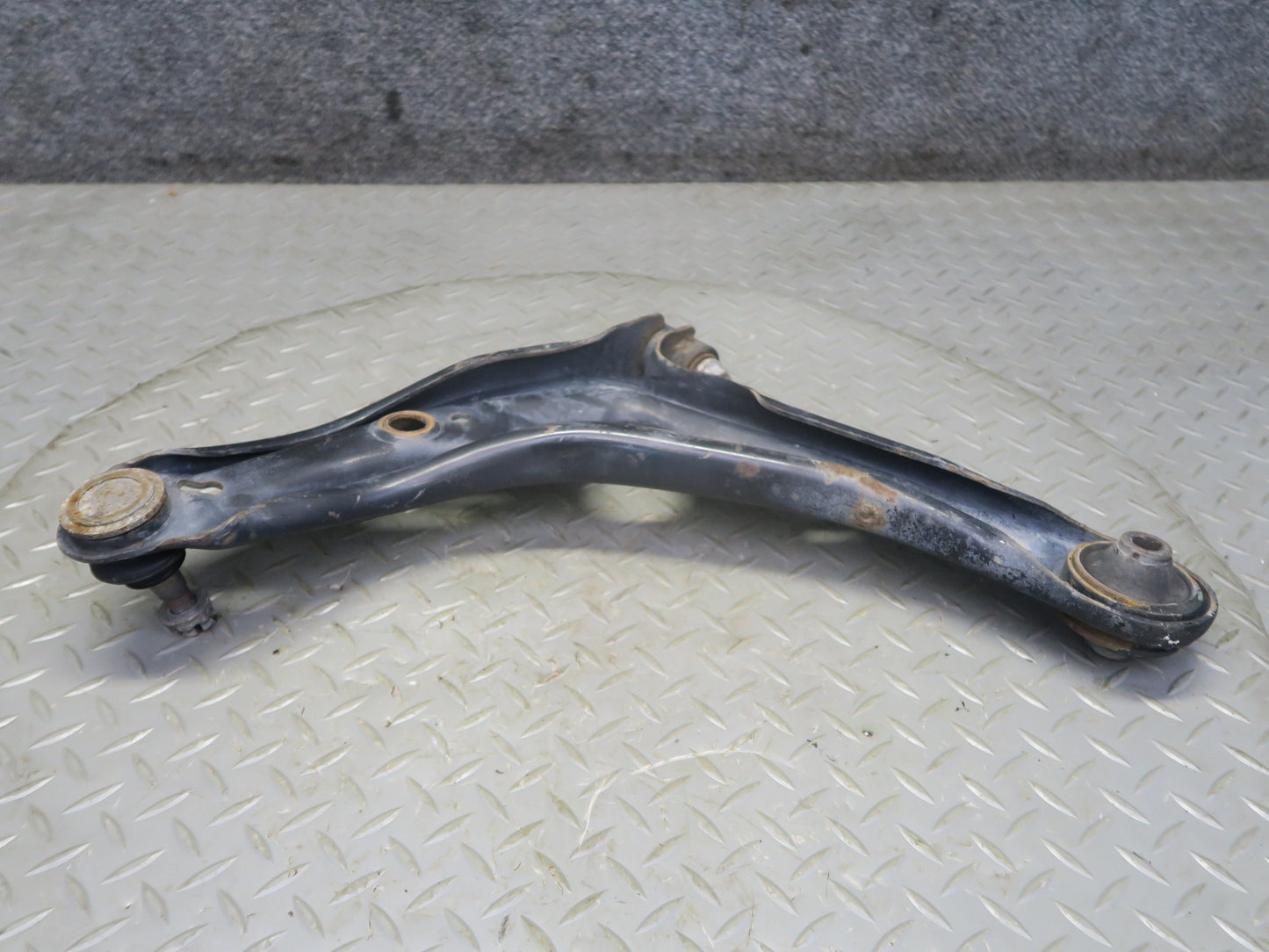 00-05 Toyota MR2 Spyder ZZW30L Front Right Suspension Lower Control Arm OEM