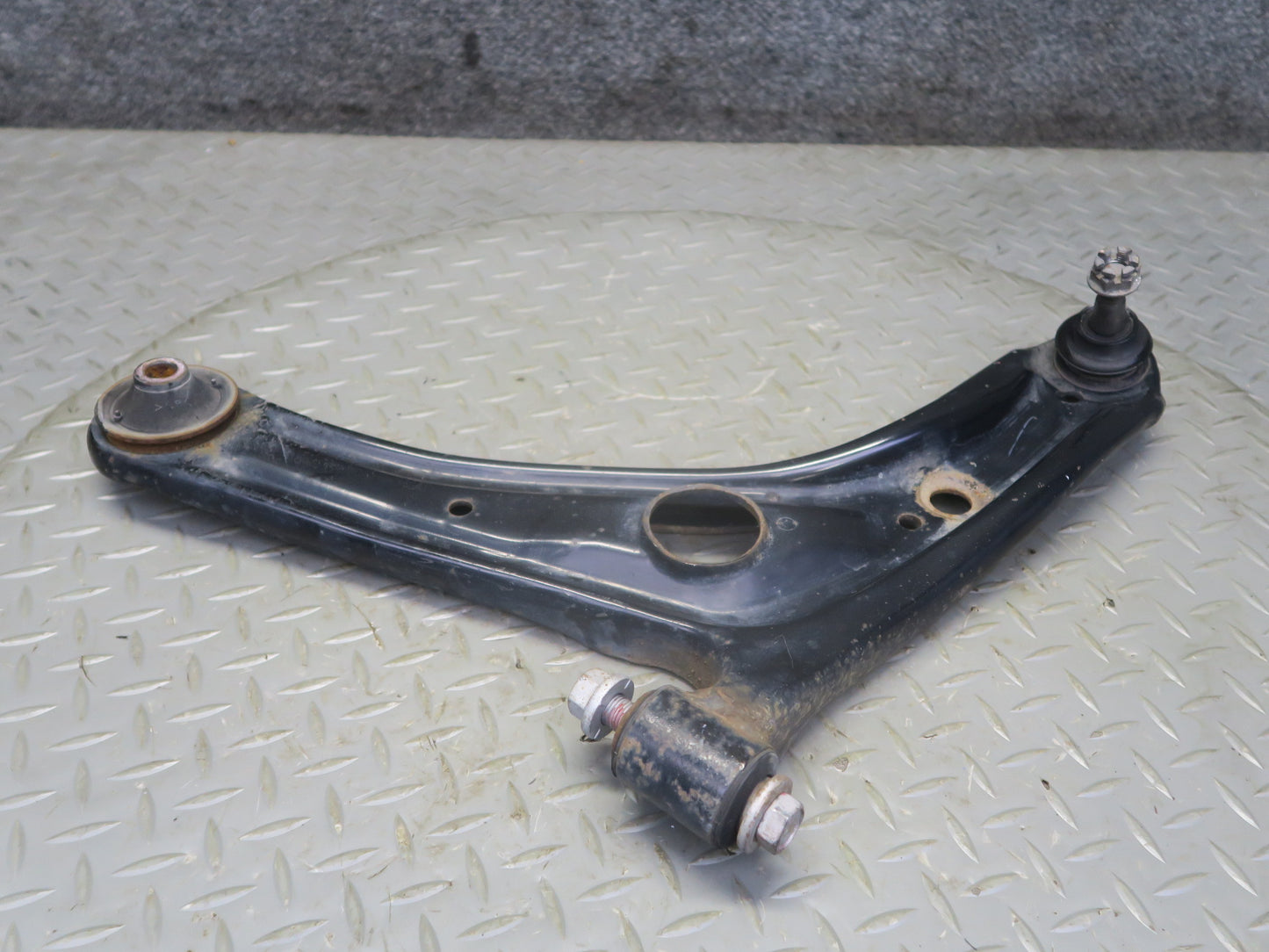 00-05 Toyota MR2 Spyder ZZW30L Front Left Suspension Lower Control Arm OEM