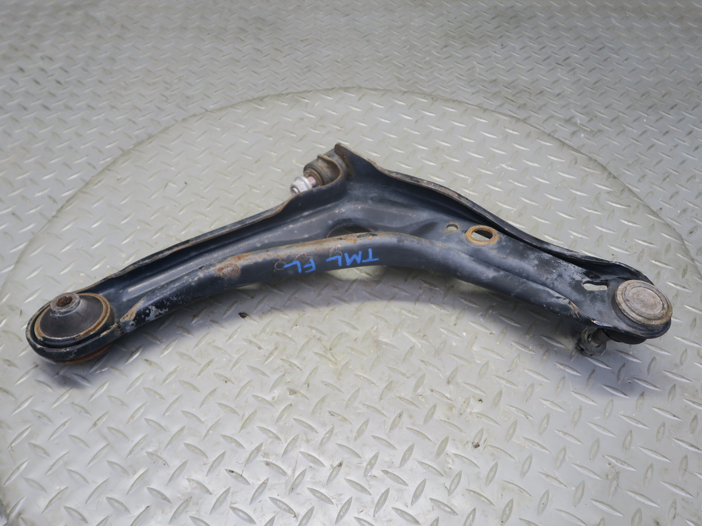 00-05 Toyota MR2 Spyder ZZW30L Front Left Suspension Lower Control Arm OEM