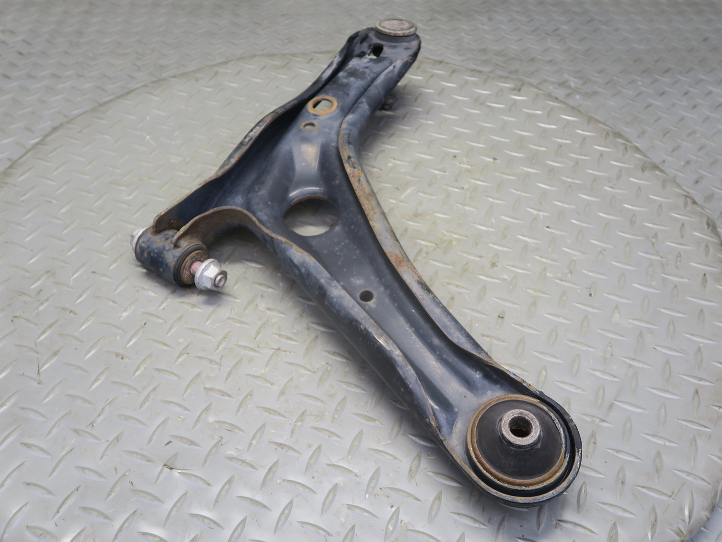 00-05 Toyota MR2 Spyder ZZW30L Front Left Suspension Lower Control Arm OEM