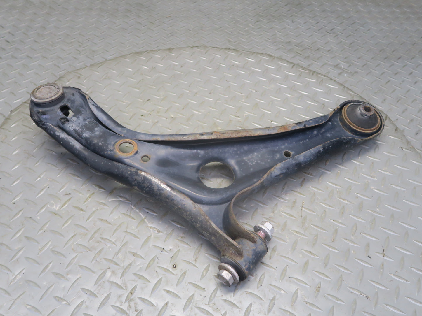00-05 Toyota MR2 Spyder ZZW30L Front Left Suspension Lower Control Arm OEM