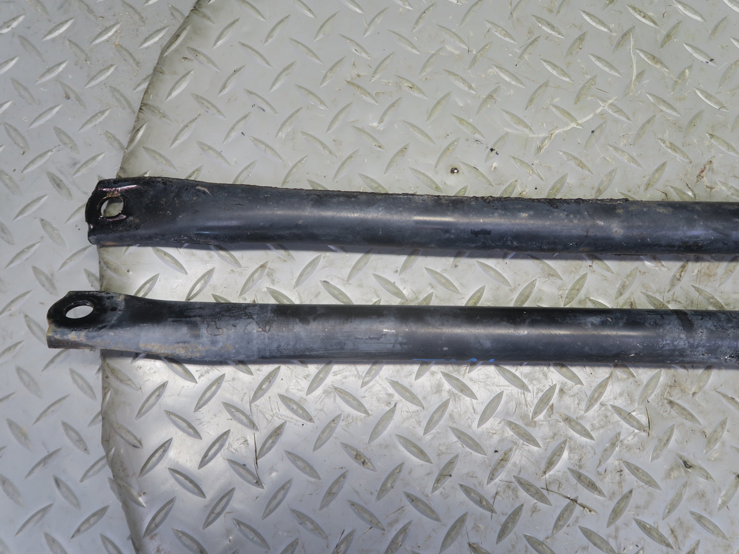 00-05 Toyota MR2 Spyder ZZW30L Set of 2 Front Crossmember Rod Brace Arm OEM