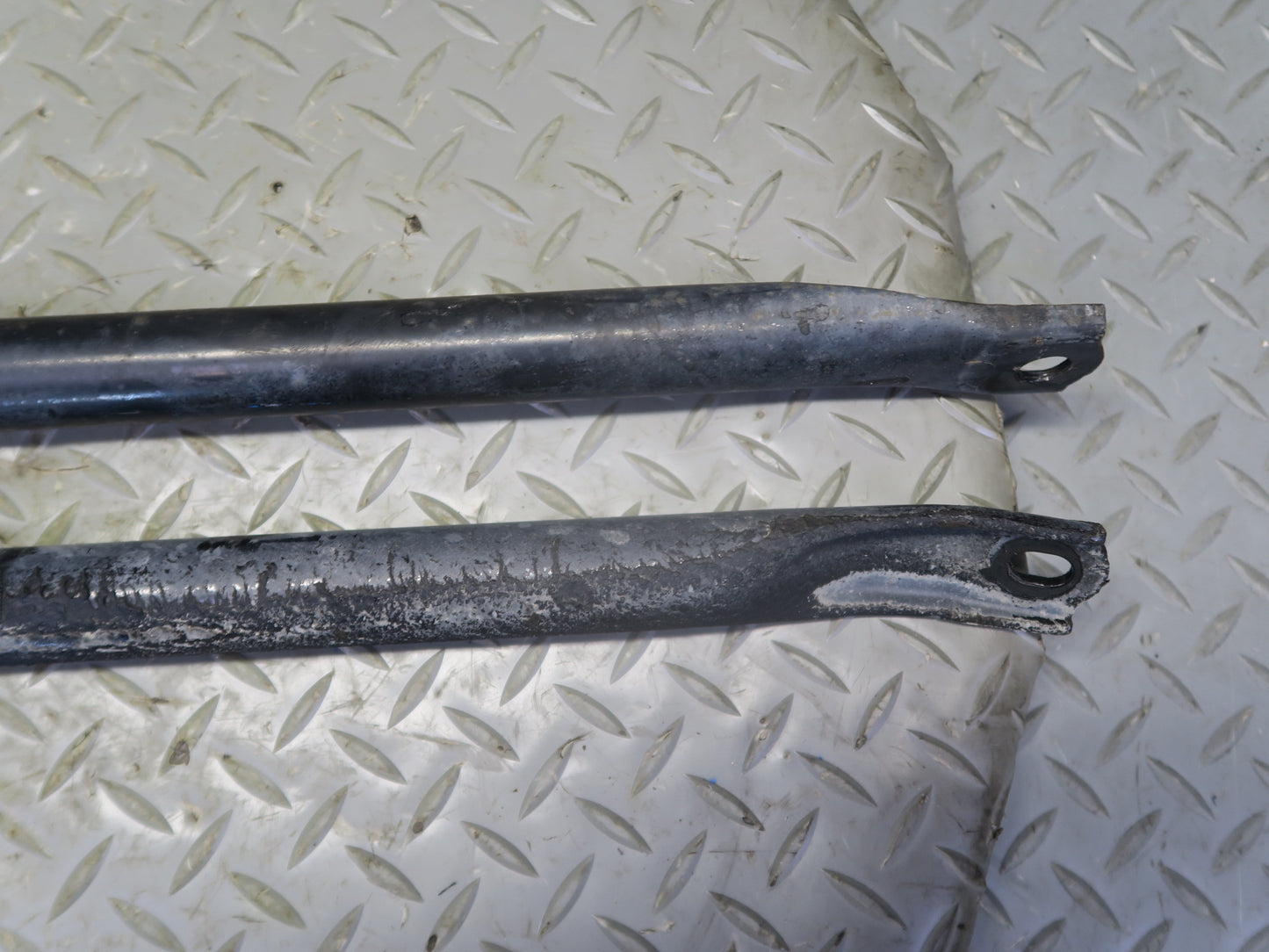 00-05 Toyota MR2 Spyder ZZW30L Set of 2 Front Crossmember Rod Brace Arm OEM
