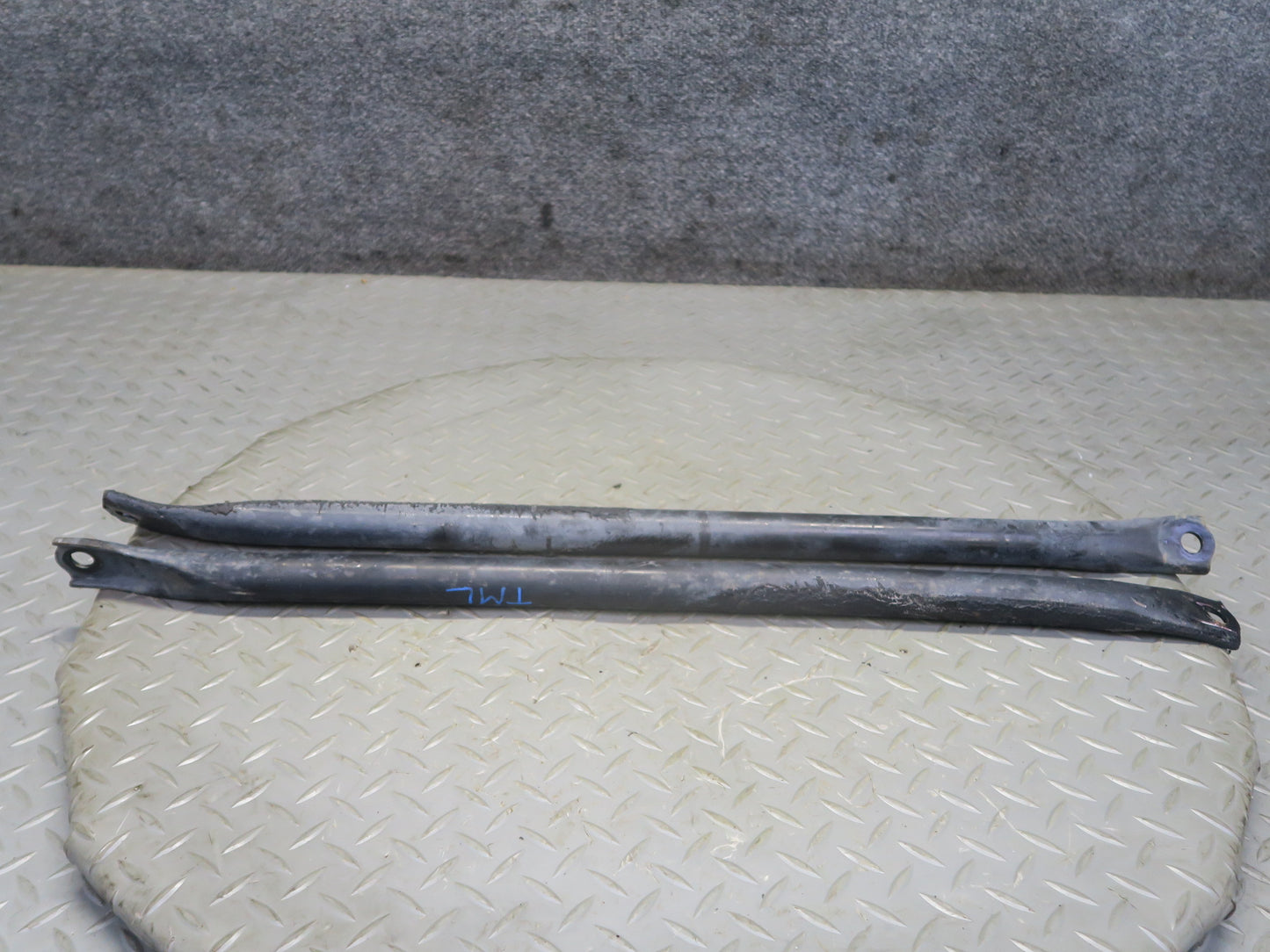 00-05 Toyota MR2 Spyder ZZW30L Set of 2 Front Crossmember Rod Brace Arm OEM