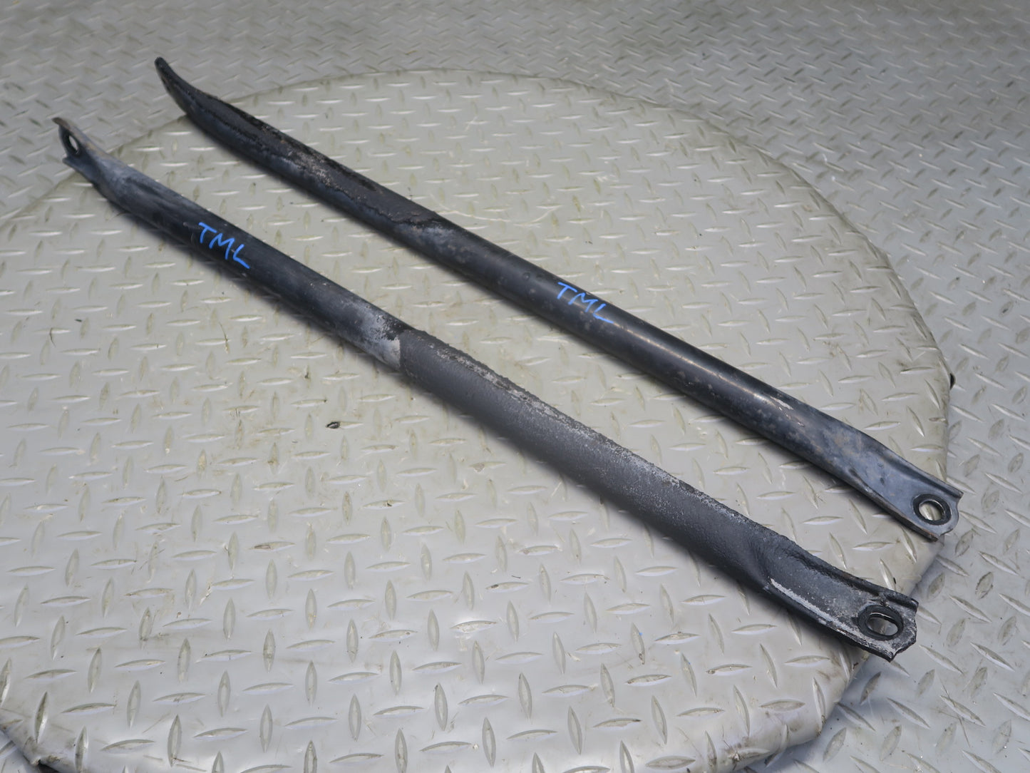 00-05 Toyota MR2 Spyder ZZW30L Set of 2 Front Crossmember Rod Brace Arm OEM