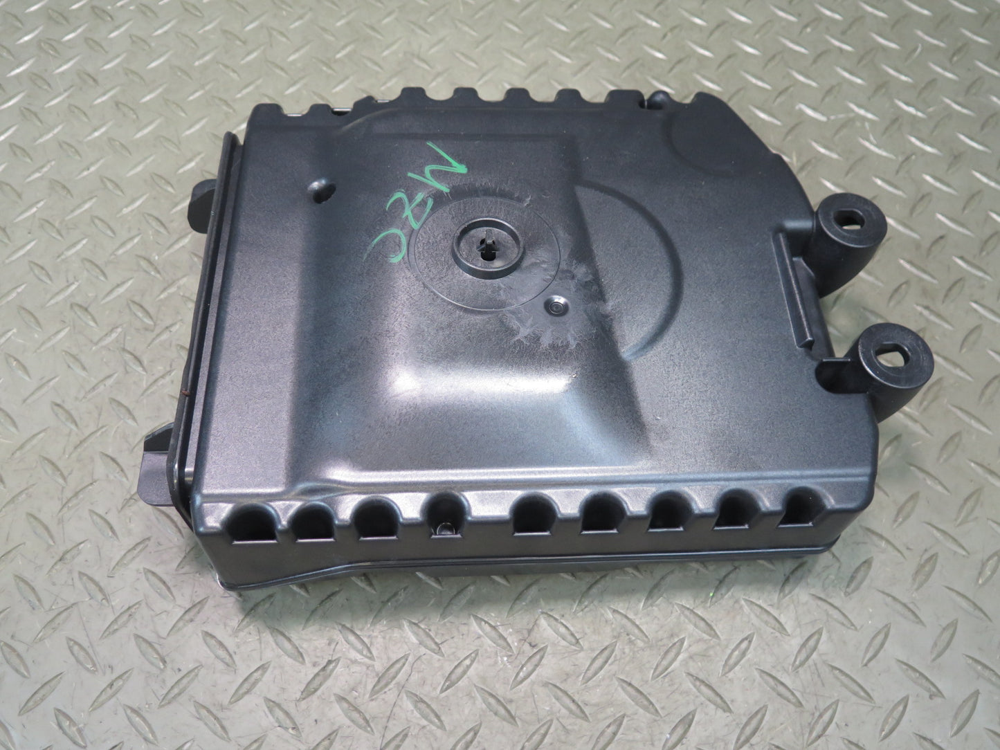 14-19 Mini F54 F55 F56 F57 Set of 2 Harman Kardon Hi-fi Subwoofer Speaker OEM