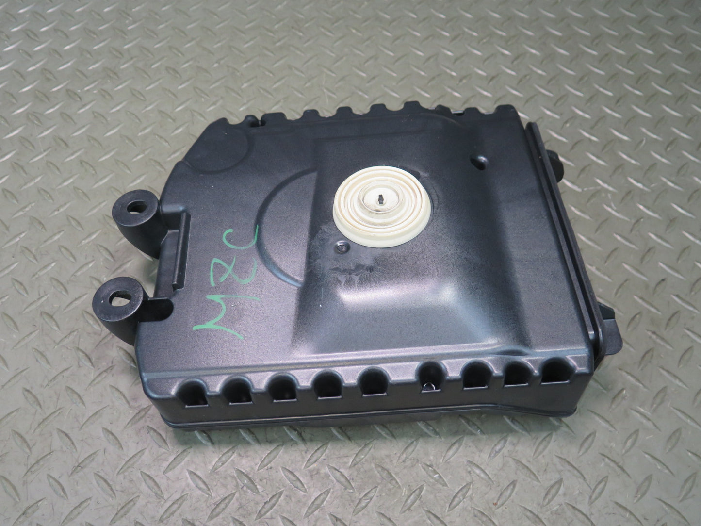 14-19 Mini F54 F55 F56 F57 Set of 2 Harman Kardon Hi-fi Subwoofer Speaker OEM