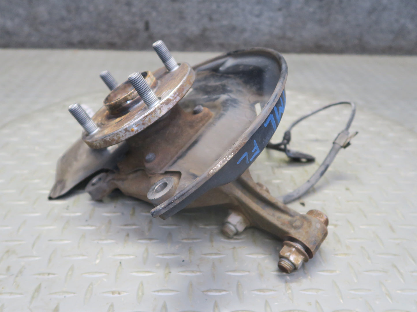 00-05 Toyota MR2 Spyder ZZW30L Front Left Spindle Knuckle Wheel Hub Bearing OEM