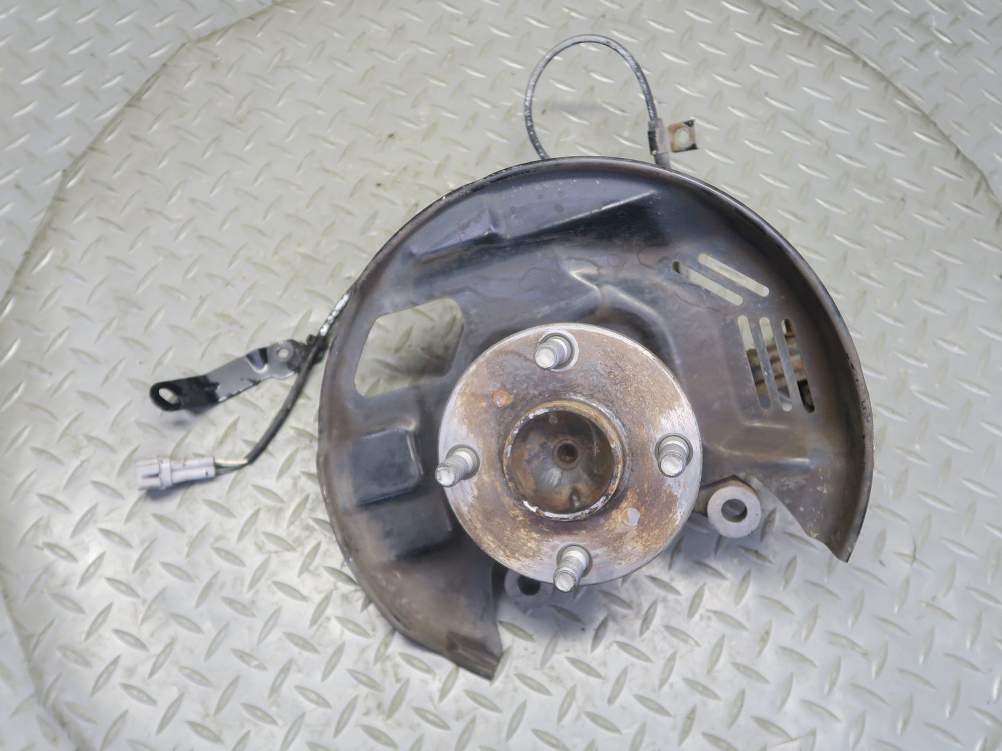 00-05 Toyota MR2 Spyder ZZW30L Front Left Spindle Knuckle Wheel Hub Bearing OEM