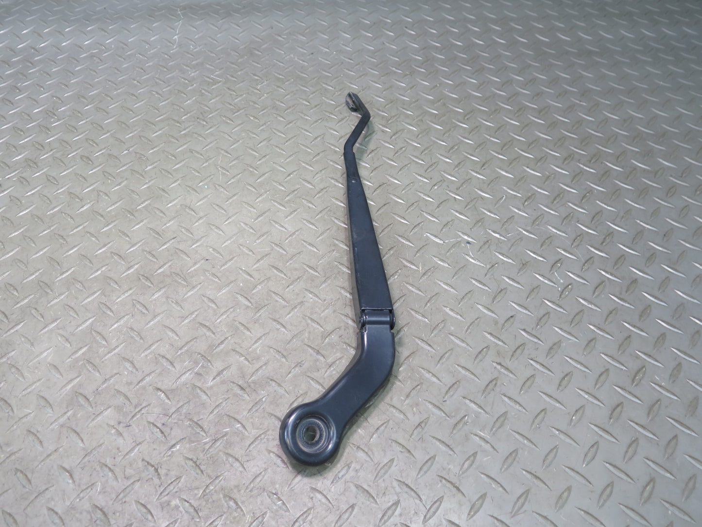 16-24 Mini Cooper F55 F56 F57 Set of 2 Front Left & Right Wiper Arm OEM