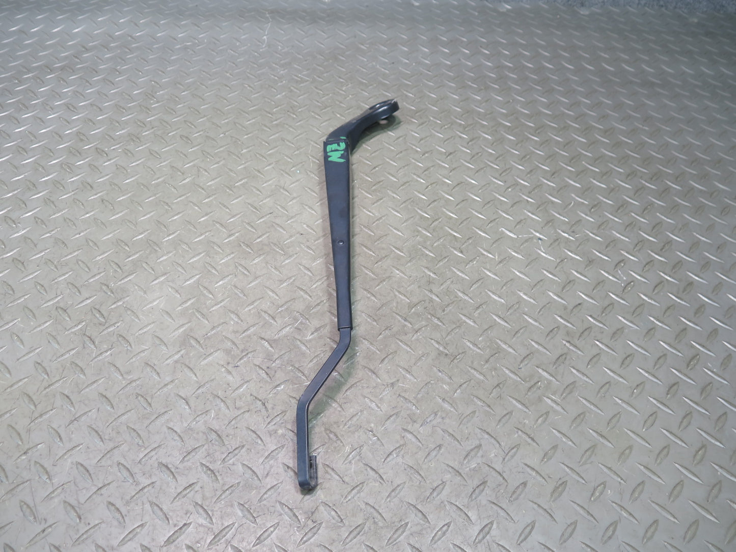16-24 Mini Cooper F55 F56 F57 Set of 2 Front Left & Right Wiper Arm OEM