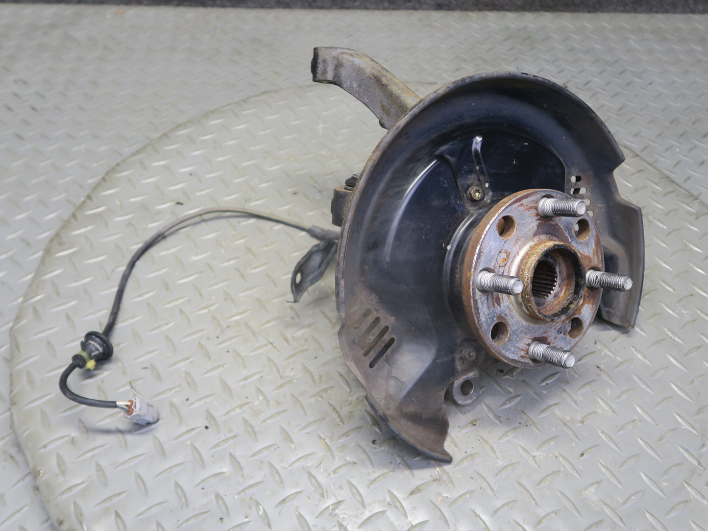 00-05 Toyota MR2 Spyder ZZW30L Rear Right Spindle Knuckle Wheel Hub Bearing OEM