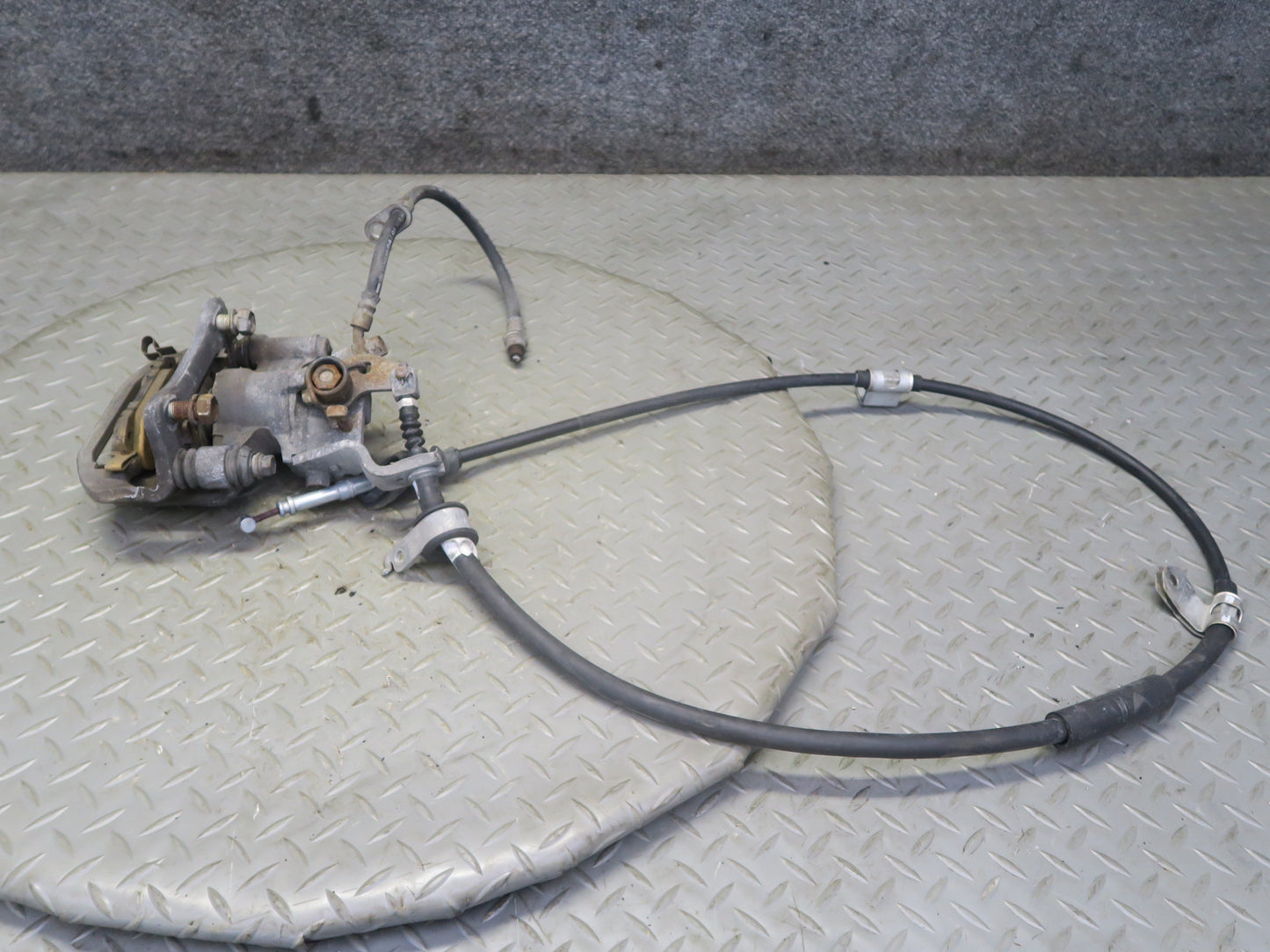 00-02 Toyota MR2 Spyder ZZW30L Set of 2 Rear Left & Right Brake Caliper 77K OEM