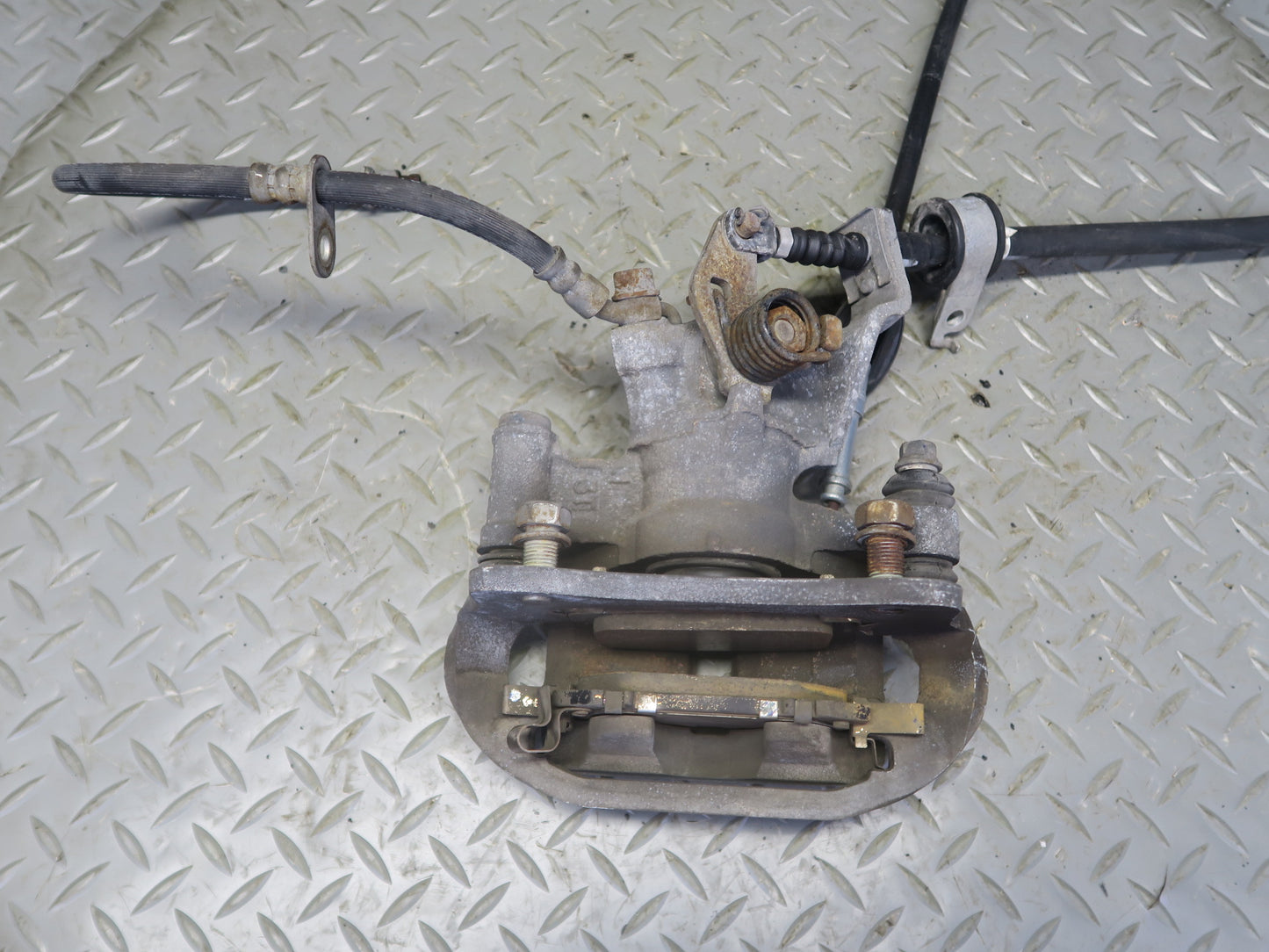 00-02 Toyota MR2 Spyder ZZW30L Set of 2 Rear Left & Right Brake Caliper 77K OEM