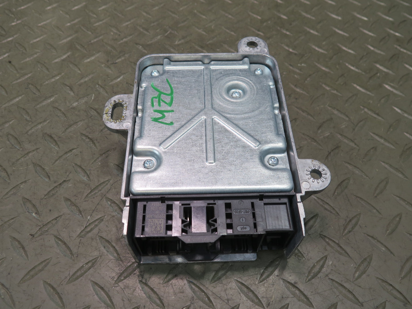 16-23 MINI COOPER F57 CONVERTIBLE AIRBAG SRS COMPUTER UNIT 6577 6818815 OEM