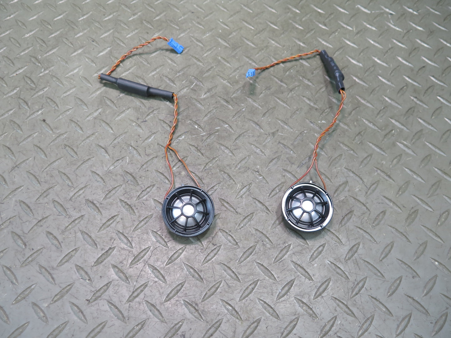 14-24 Mini Cooper F55 F56 F57 Set of 2 Harman Kardon Audio Tweeter Speaker OEM