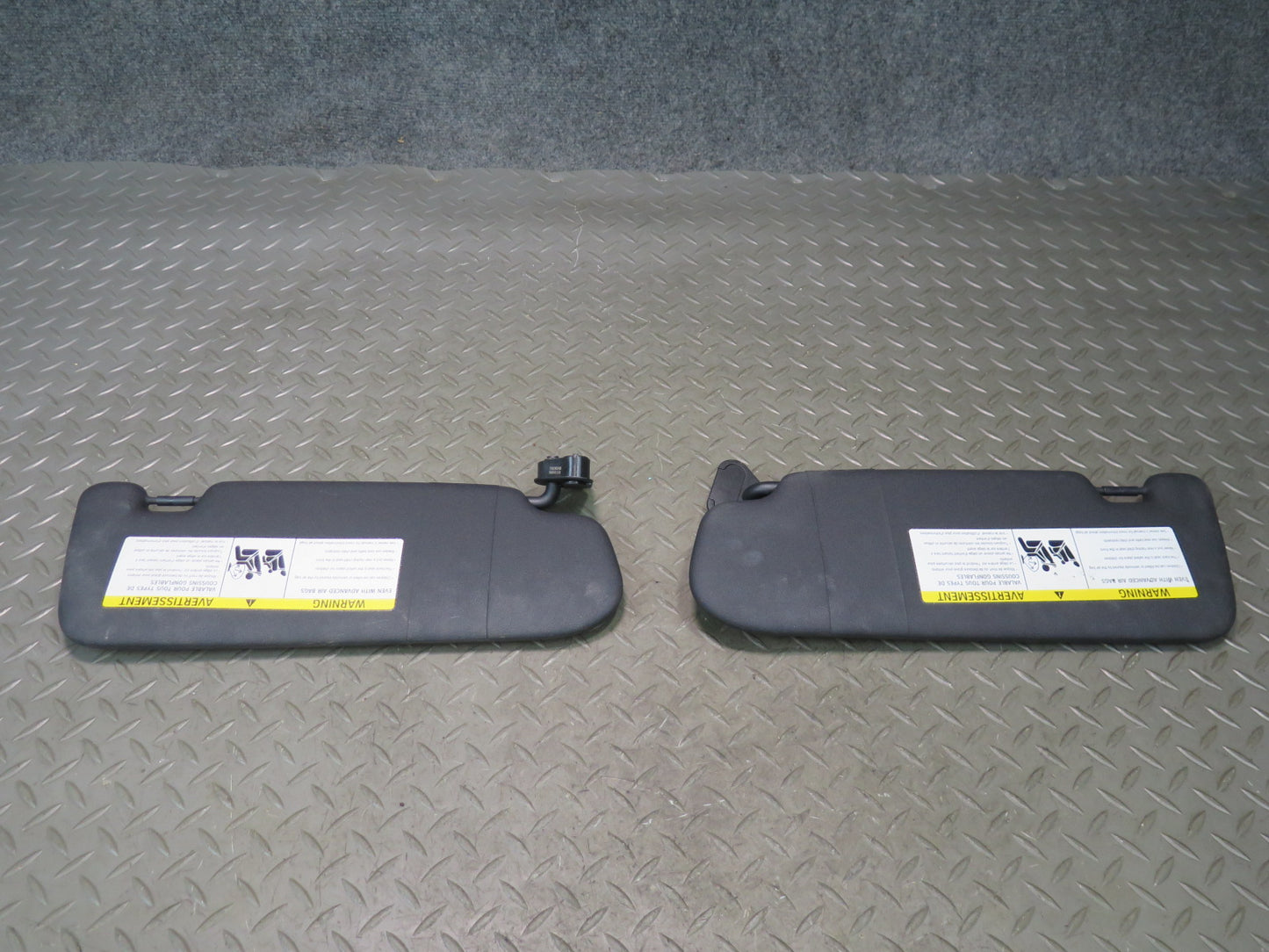 16-20 Mini Cooper F57 Convertible Set of 2 Front Left & Right Sun Visor OEM