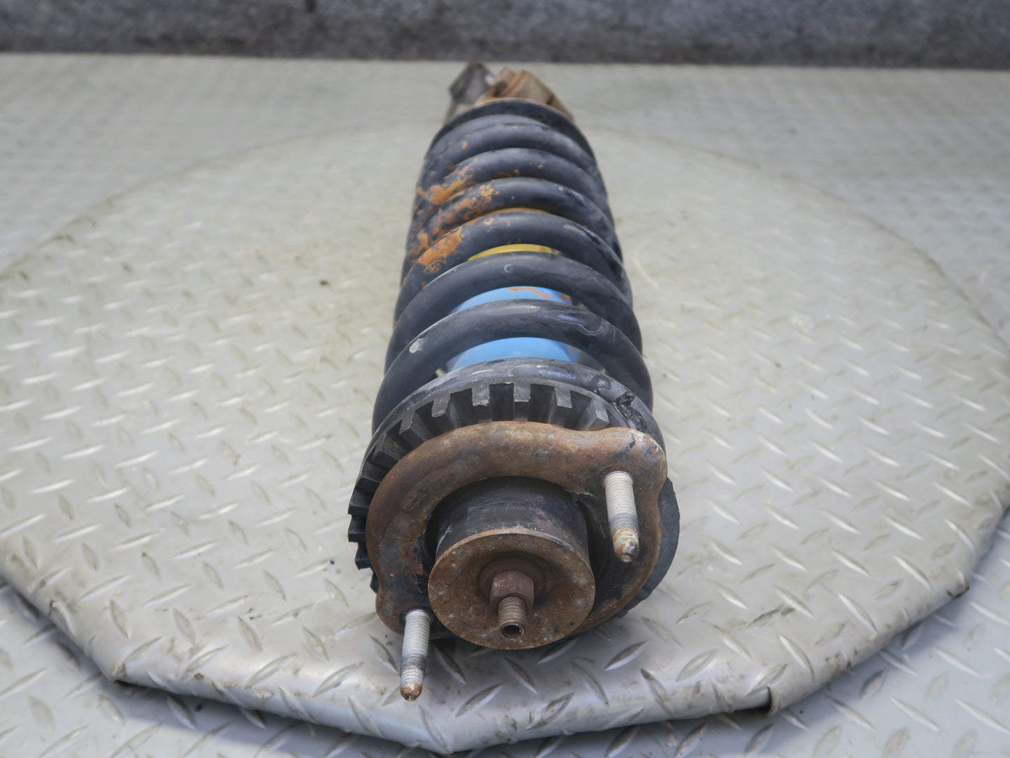 03-06 Chevrolet SSR Front Left & Right Strut Shock Absorber Set Bilstein 50K OEM