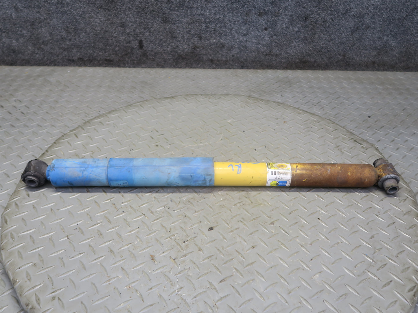 03-06 Chevrolet SSR A/T Rear Left & Right Strut Shock Absorber Set Bilstein OEM