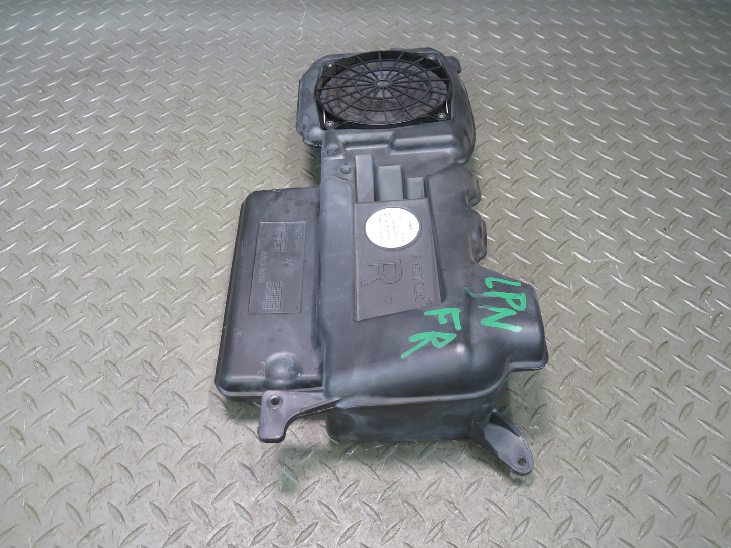 1999-2001 Porsche 911 996 Left & Right Door Nokia Speaker Box Set of 2