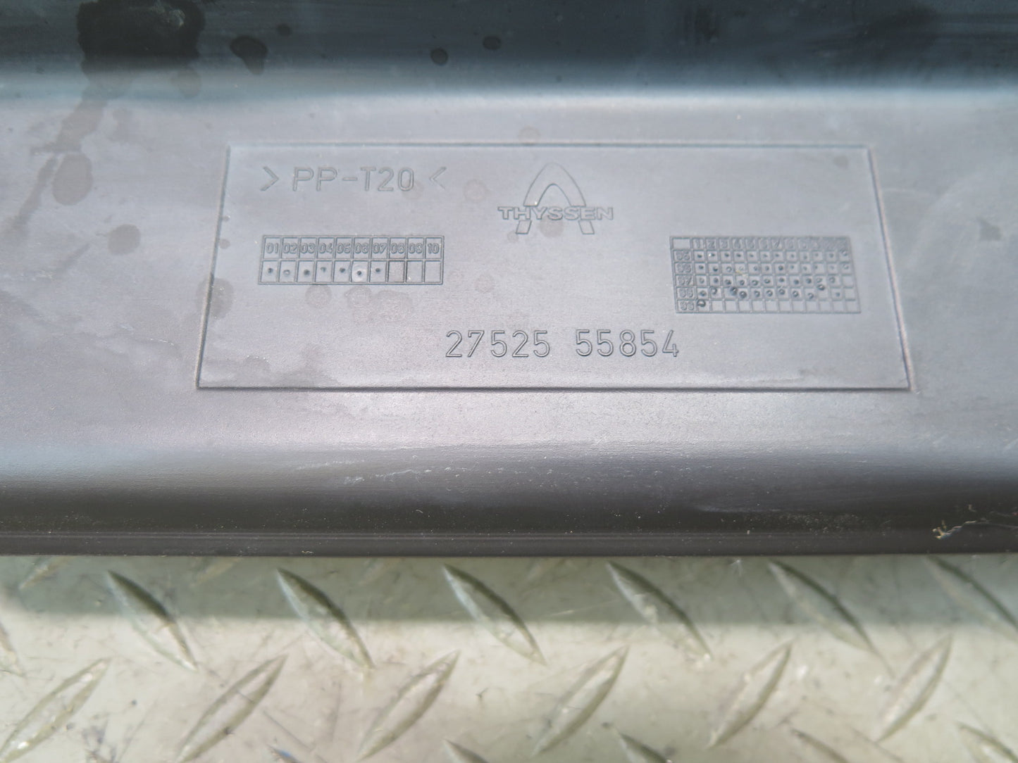 1999-2001 Porsche 911 996 Left & Right Door Nokia Speaker Box Set of 2