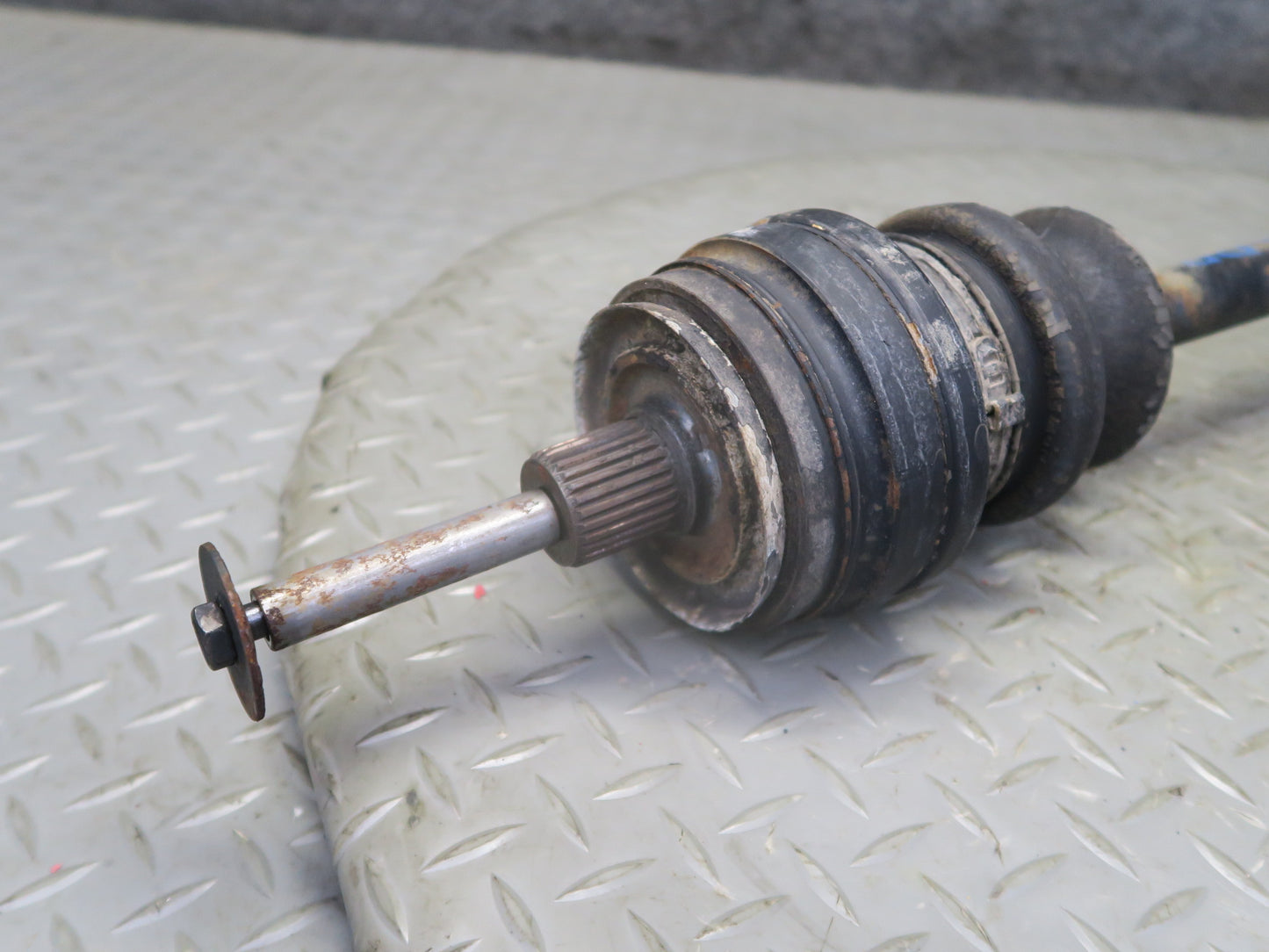 86-91 Mercedes W126 560SEL Rear Right Suspension Axle Shaft OEM