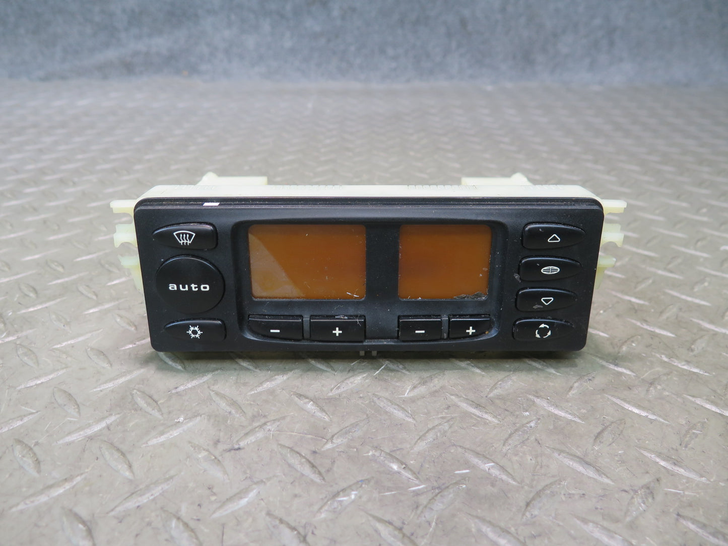 1999-2002 Porsche 911 996 A/C Heater Climate Control Switch Panel 99665310106