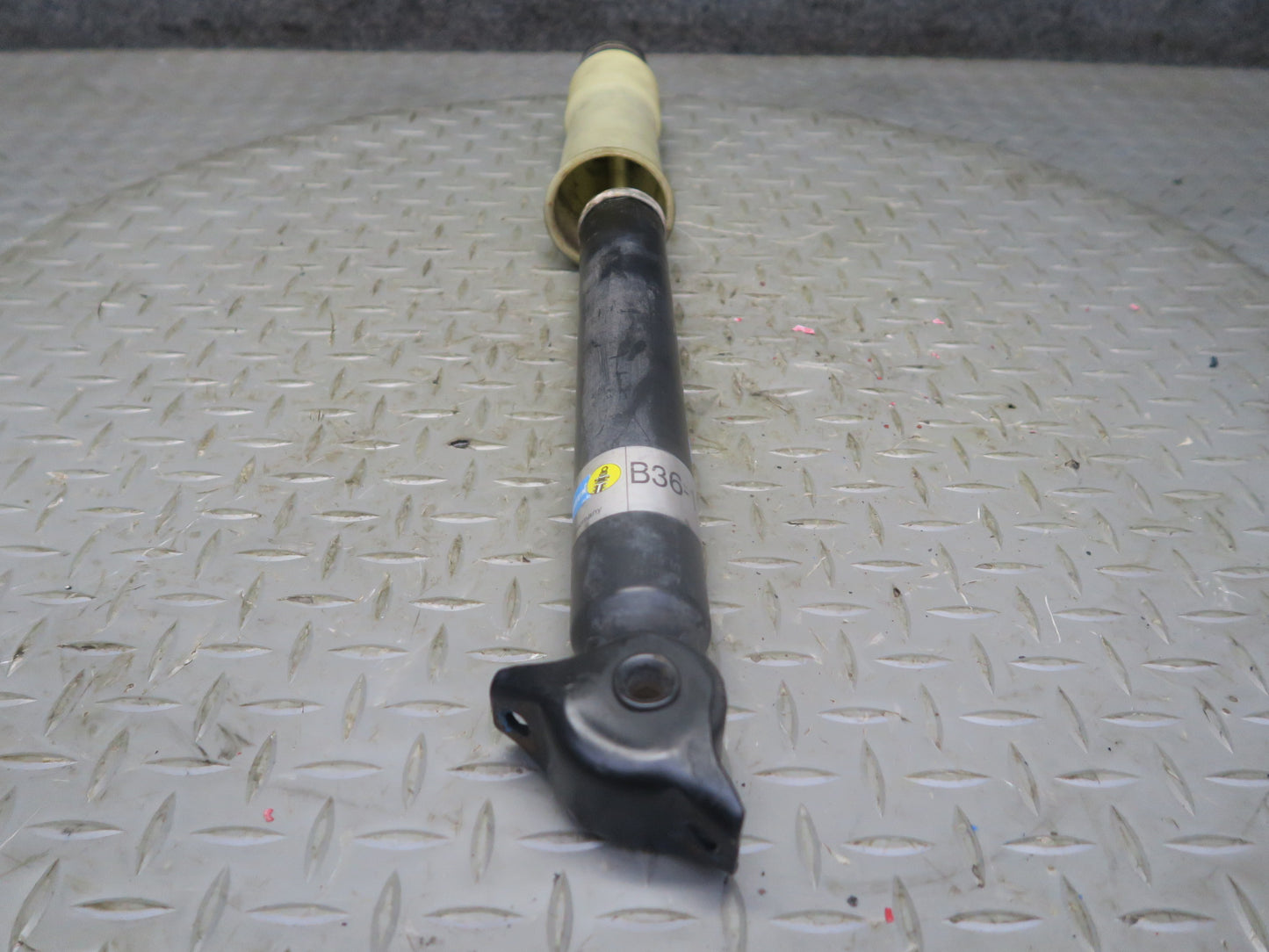 86-91 Mercedes W126 560SEL Front Left Strut Shock Absorber Bilstein