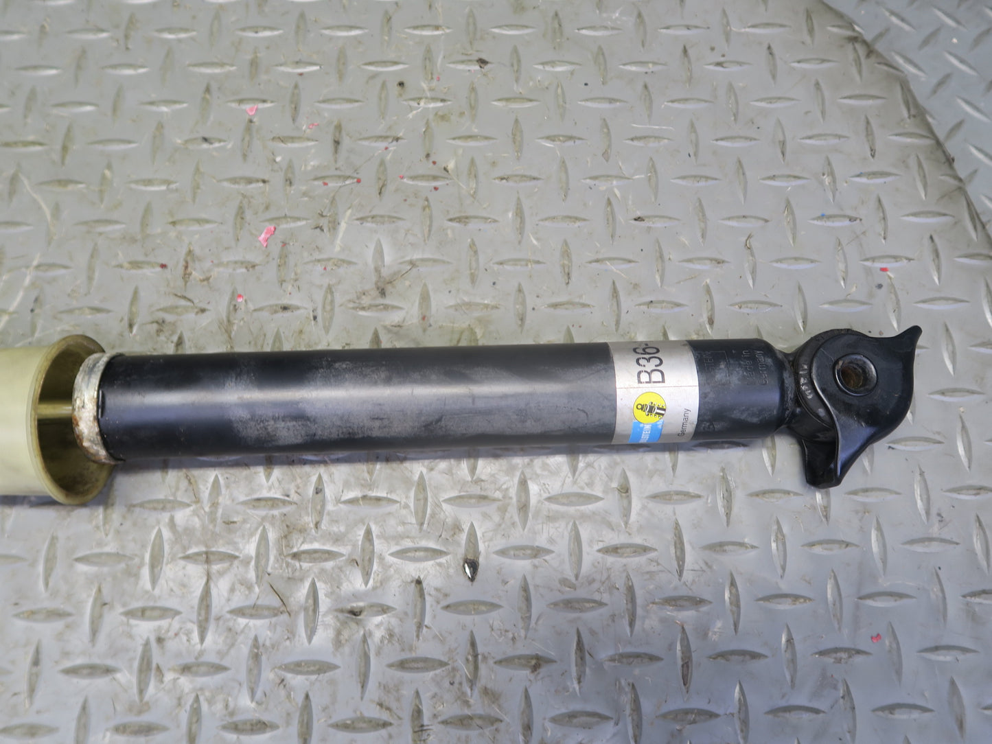 86-91 Mercedes W126 560SEL Front Left Strut Shock Absorber Bilstein