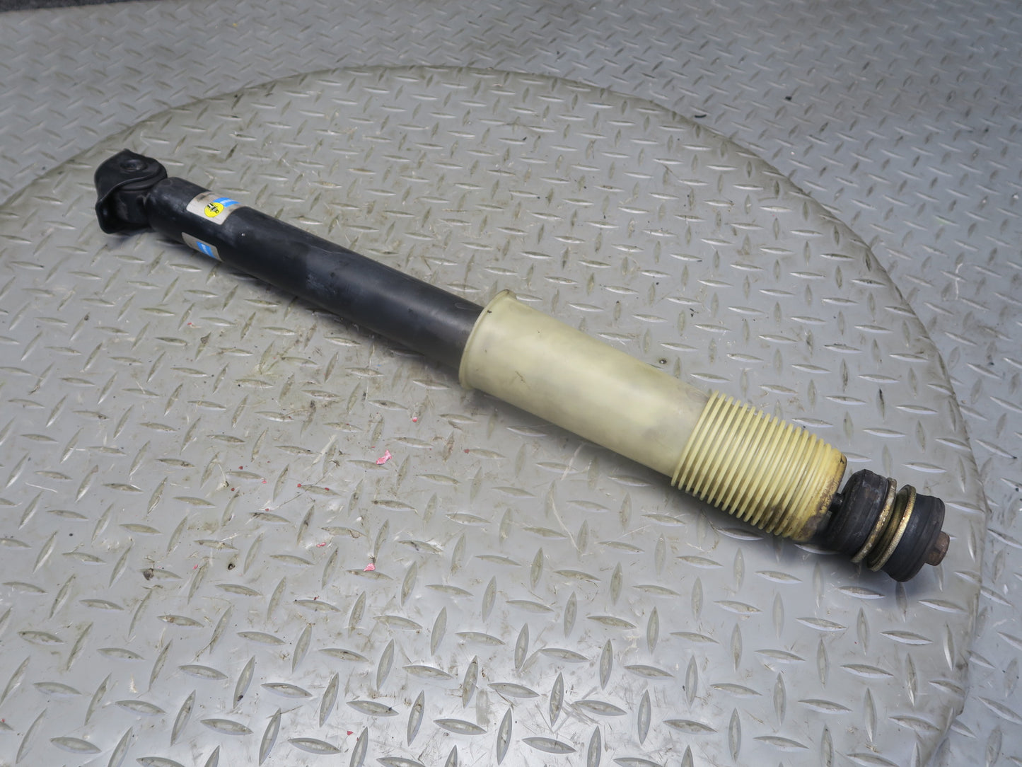 86-91 Mercedes W126 560SEL Front Left Strut Shock Absorber Bilstein