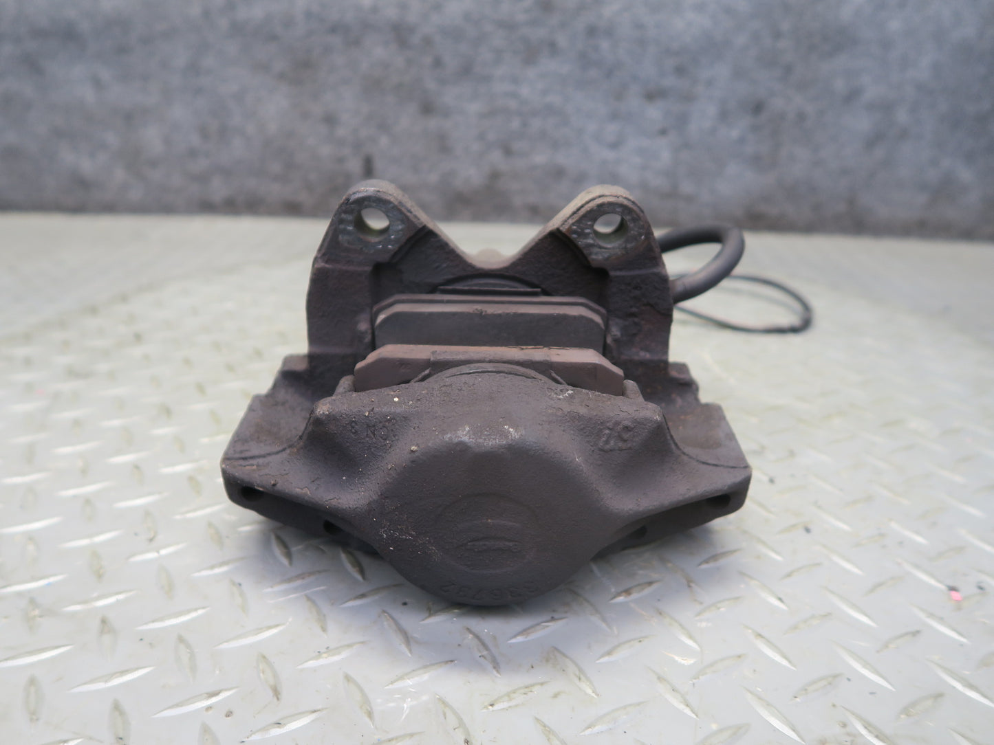 86-91 Mercedes W126 560SEL Set of 2 Front Left & Right Brake Caliper OEM