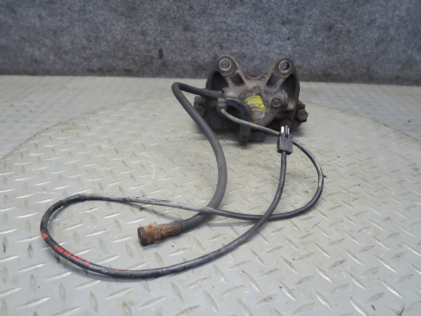 86-91 Mercedes W126 560SEL Set of 2 Front Left & Right Brake Caliper OEM