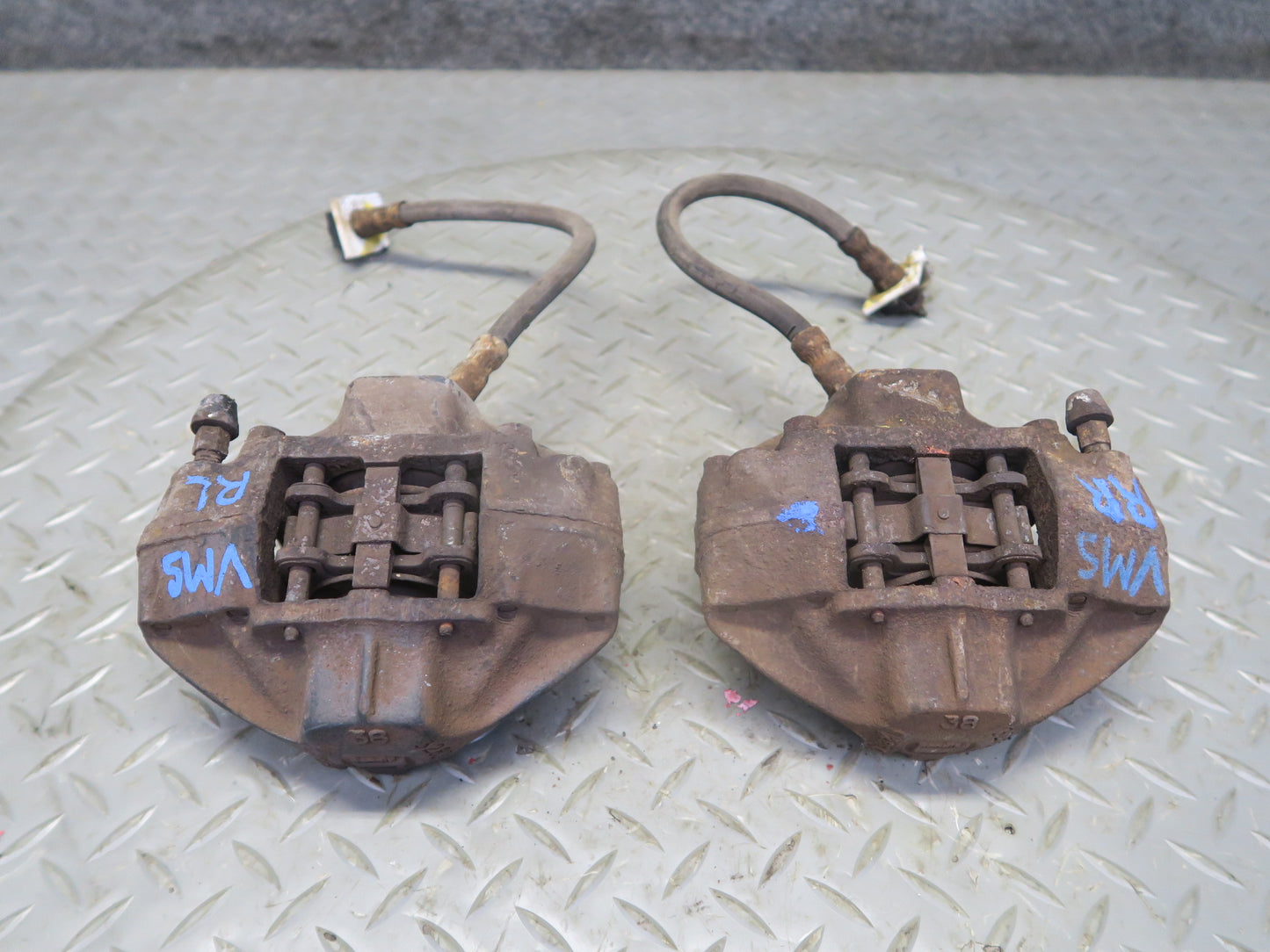 86-91 Mercedes W126 560SEL 560SEC Set of 2 Rear Left & Right Brake Caliper OEM