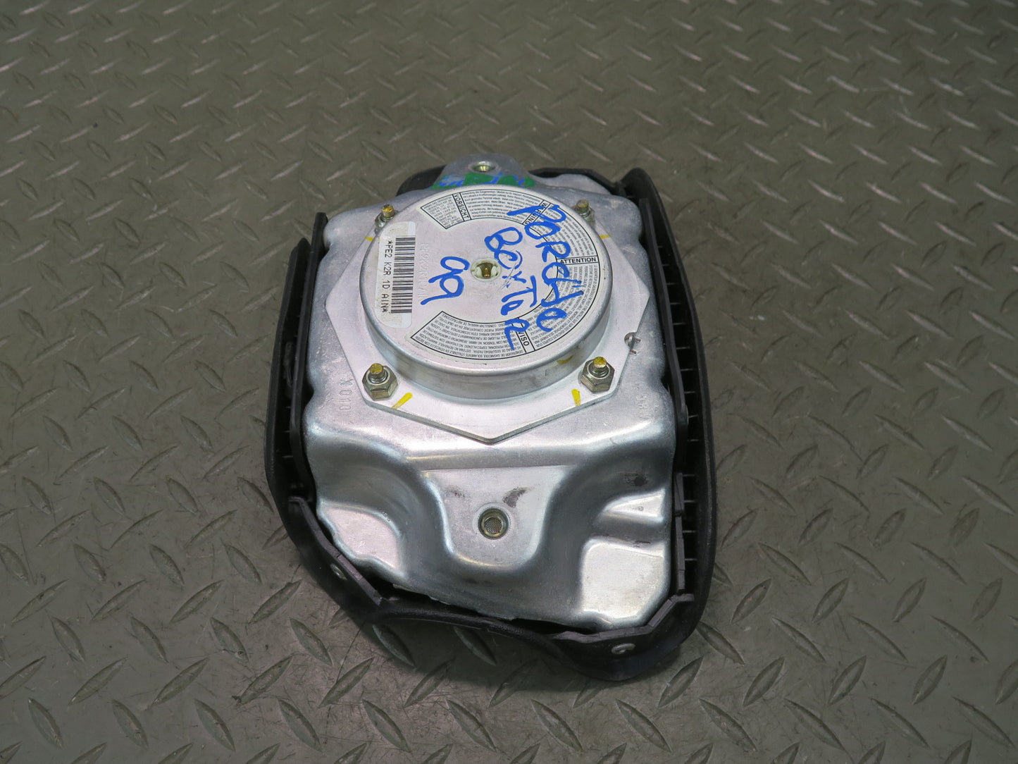 99-01 PORSCHE 911 996 FRONT LEFT DRIVER SIDE STEERING WHEEL SRS AIRBAG OEM