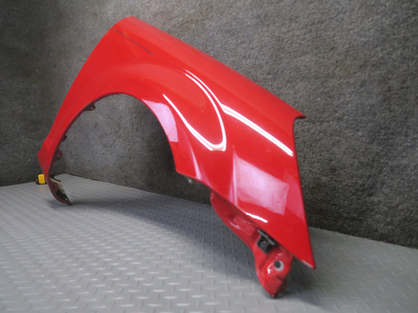 00-05 Toyota MR2 Spyder ZZW30L Front Right Fender Shell Panel Cover RED OEM