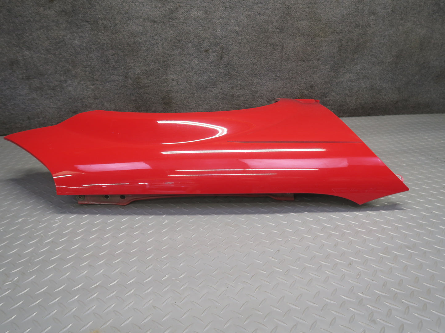 00-05 Toyota MR2 Spyder ZZW30L Front Right Fender Shell Panel Cover RED OEM