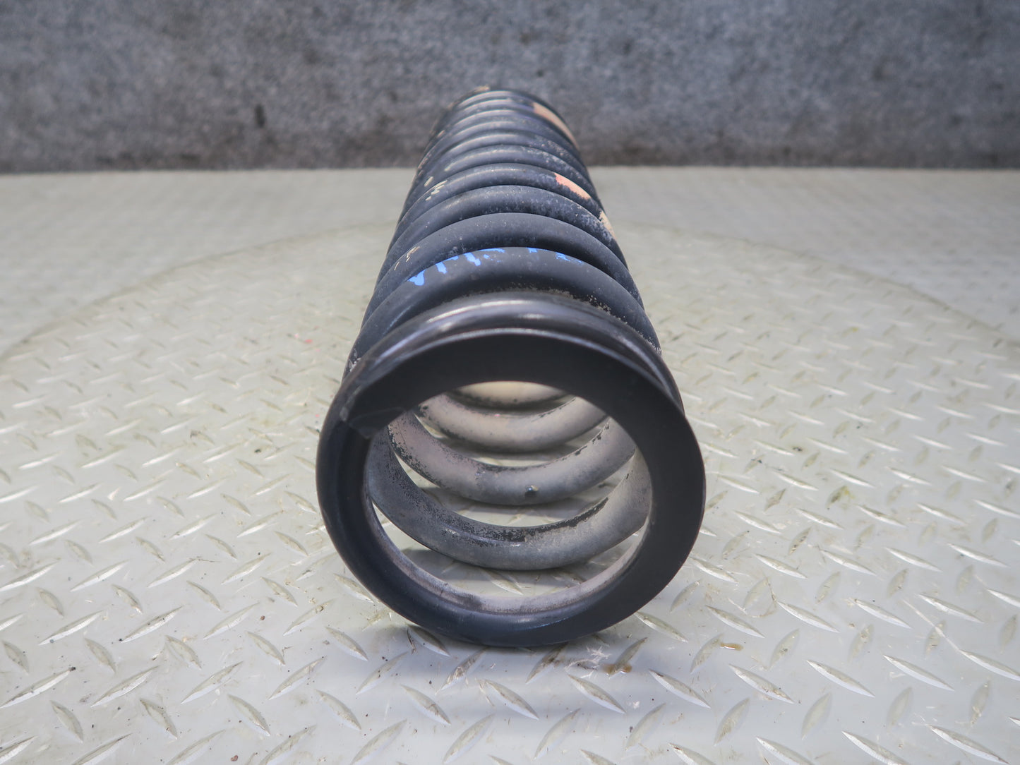 86-91 Mercedes W126 560SEL Set of 2 Front Left & Right Coil Spring OEM