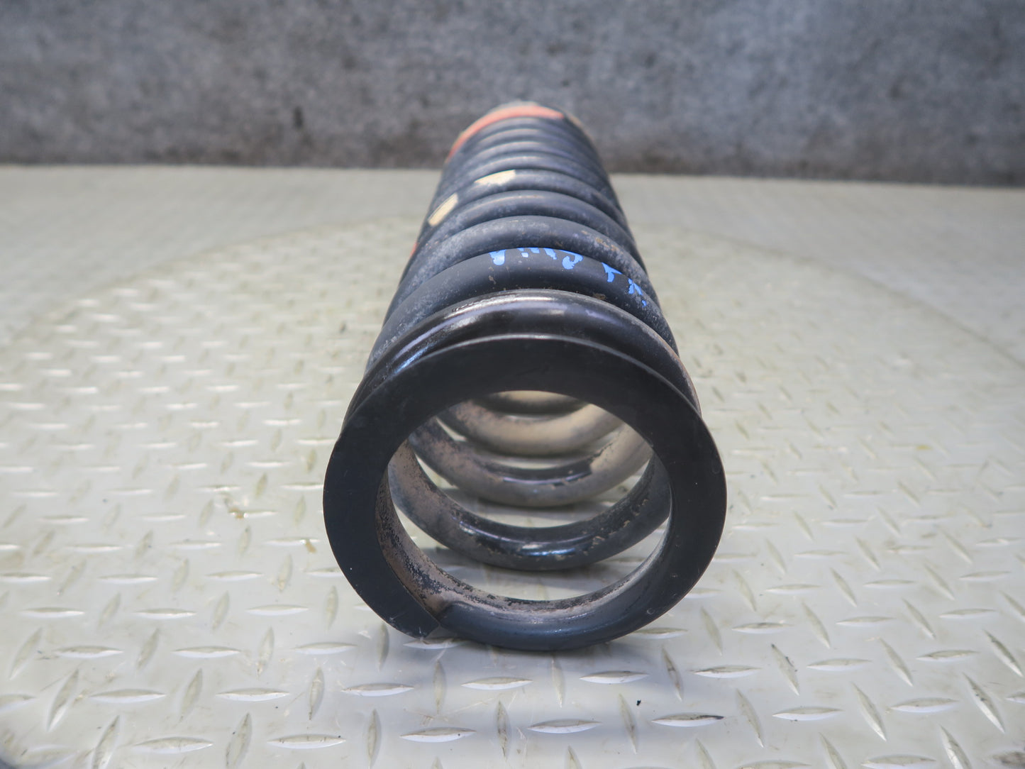 86-91 Mercedes W126 560SEL Set of 2 Front Left & Right Coil Spring OEM