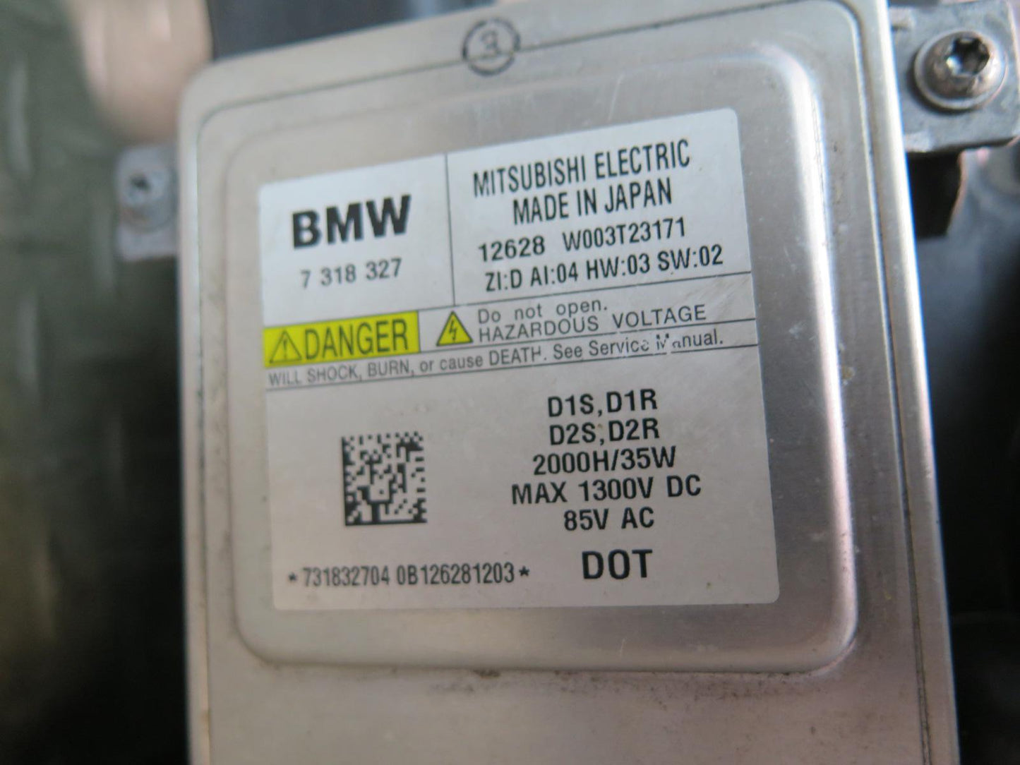 11-13 BMW F10 550i Front Left Adaptive Xenon HID Headlight Lamp w Ballast OEM
