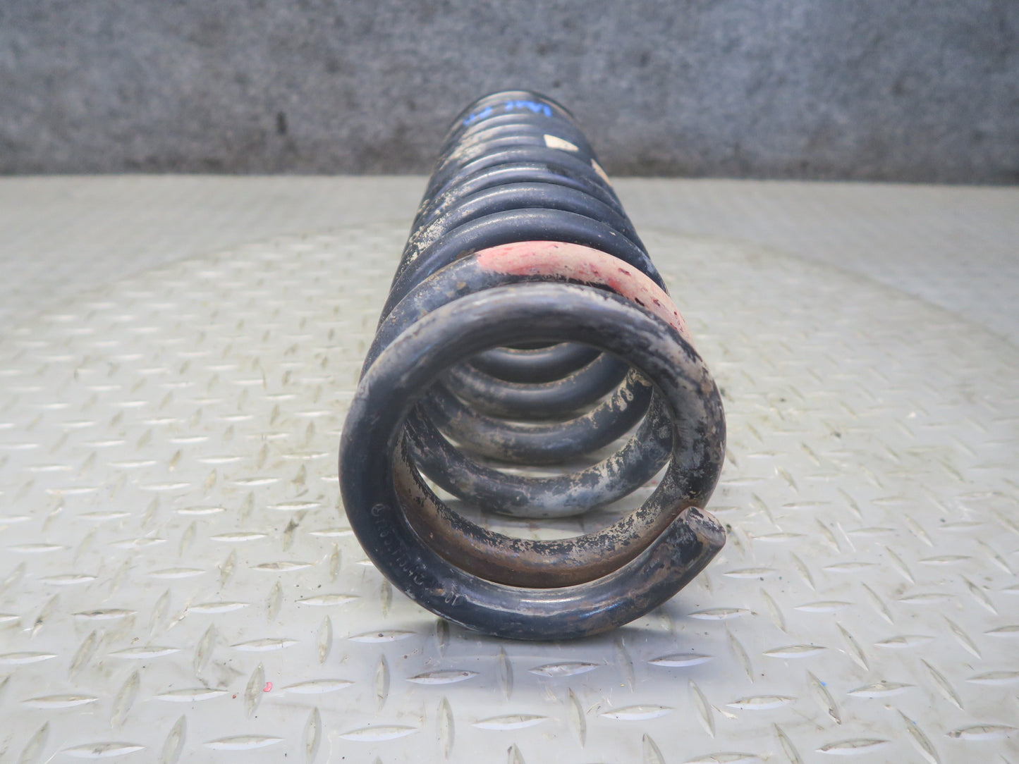 86-91 Mercedes W126 560SEL Set of 2 Front Left & Right Coil Spring OEM